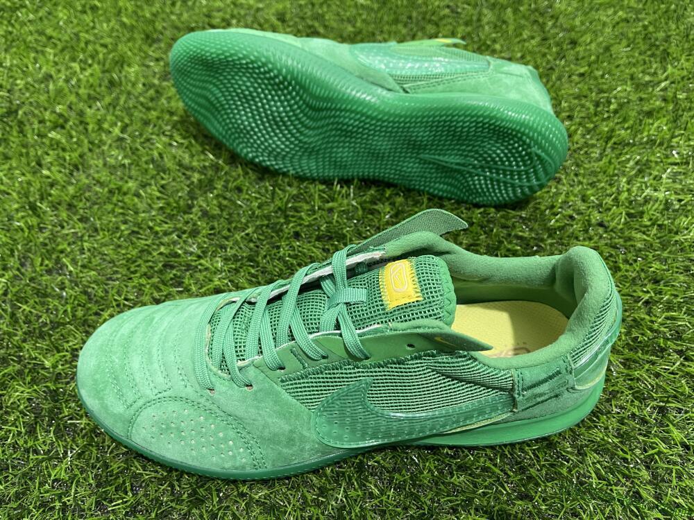 Nike Street Gato IC Indoor & Futsal Soccer Shoes - Green/Green/Green