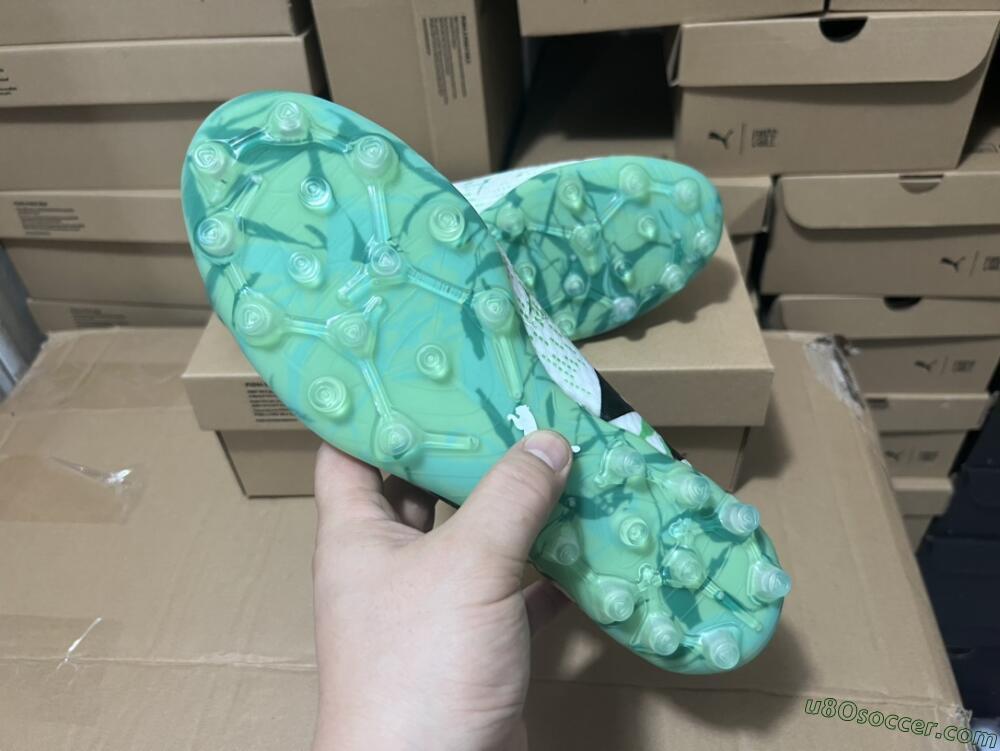 Puma Future Ultimate MG Multi Ground Soccer Cleats - White/Black/Green