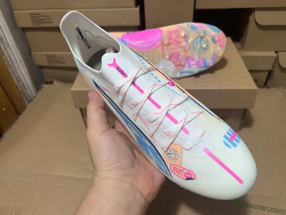 Puma Ultra 5 Ultimate MG Multi Ground Soccer Cleats - White/Blue/Pink
