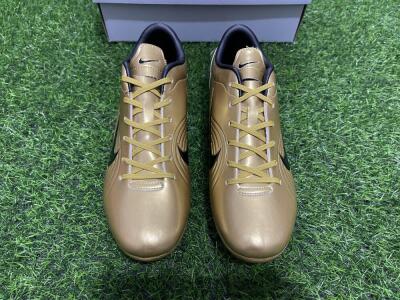 Ronaldo x Nike R9 Mercurial Vapor 3 FG Firm Ground Soccer Cleats - Gold/Black