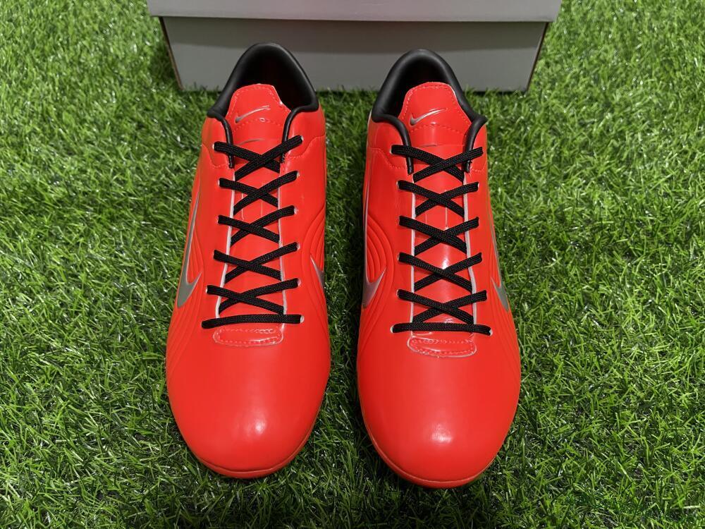 Ronaldo x Nike R9 Mercurial Vapor 3 FG Firm Ground Soccer Cleats - Red/Silver/Black 2
