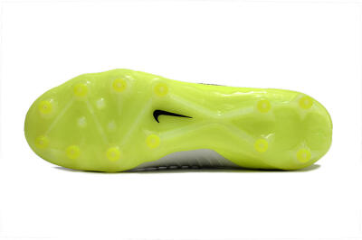 Nike Phantom Luna Elite AG Artificial Grass Soccer Cleats - Grey/Yellow/Black