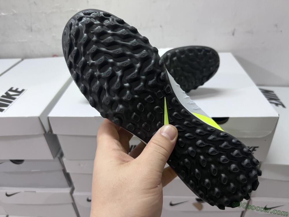 Nike Phantom Luna Elite NU TF Artificial Turf Soccer Shoes - Grey/Yellow/Black