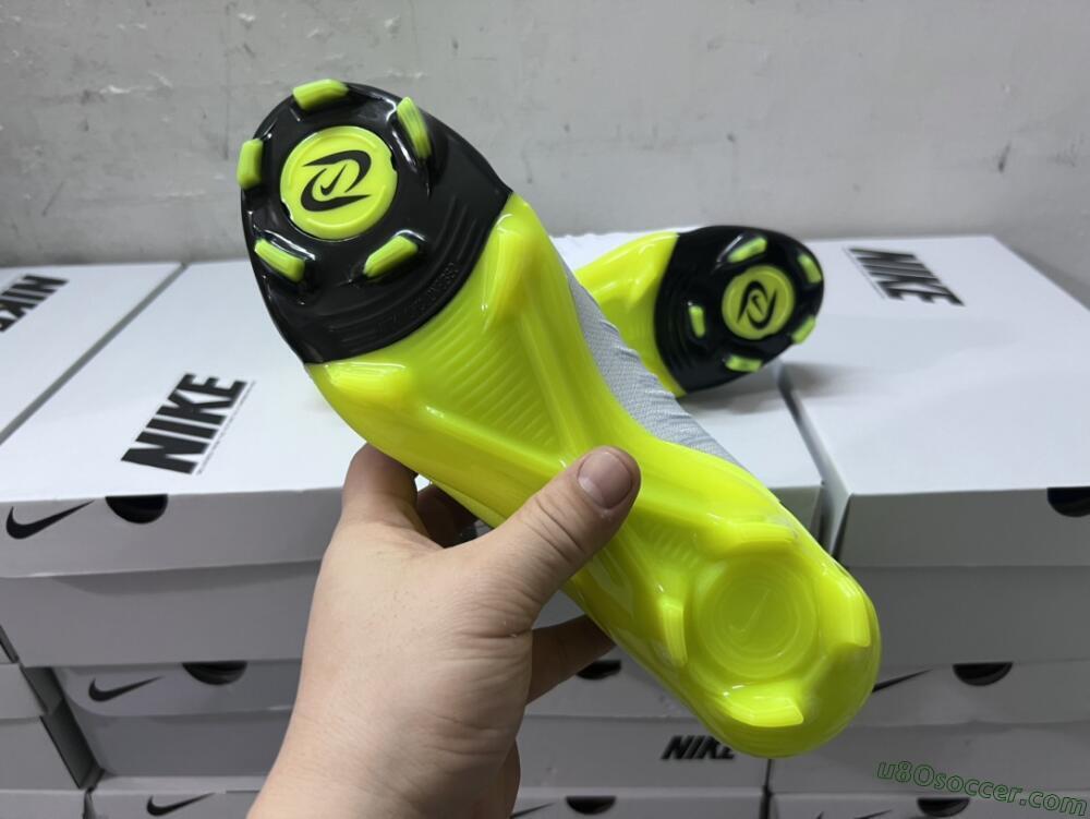 Nike Phantom Luna Elite FG Firm Ground Soccer Cleats - Grey/Yellow/Black