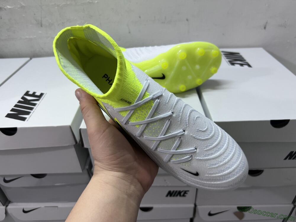 Nike Phantom Luna Elite AG Artificial Grass Soccer Cleats - Grey/Yellow/Black