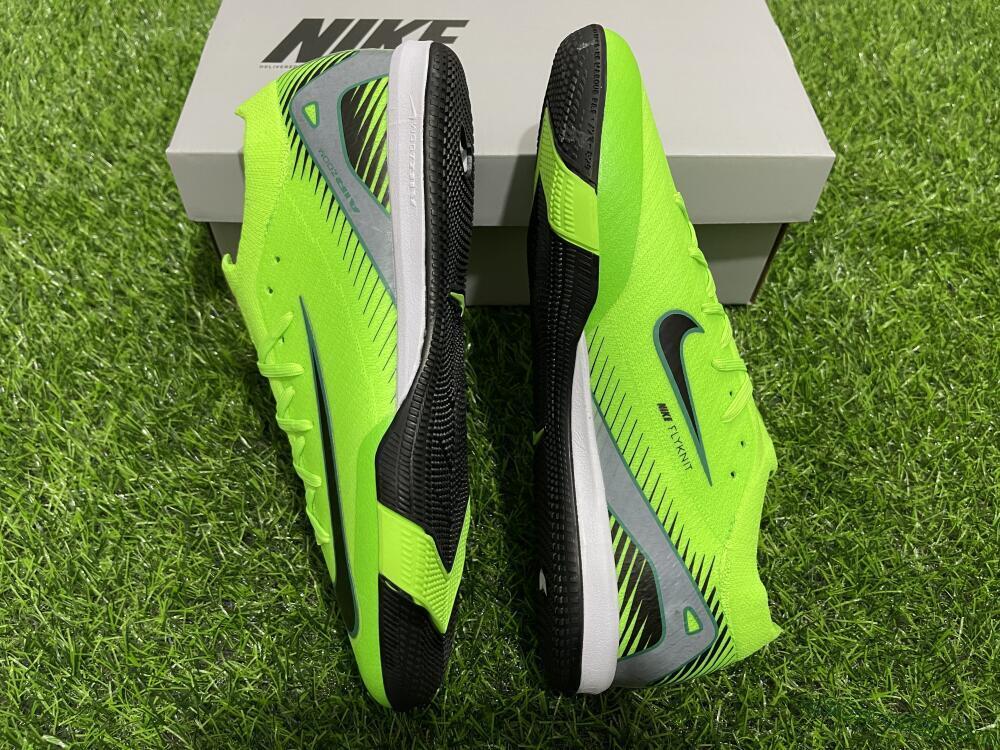 Nike Air Zoom Mercurial Vapor 16 Elite IC Indoor & Futsal Soccer Shoes - Yellow/Black/Silver