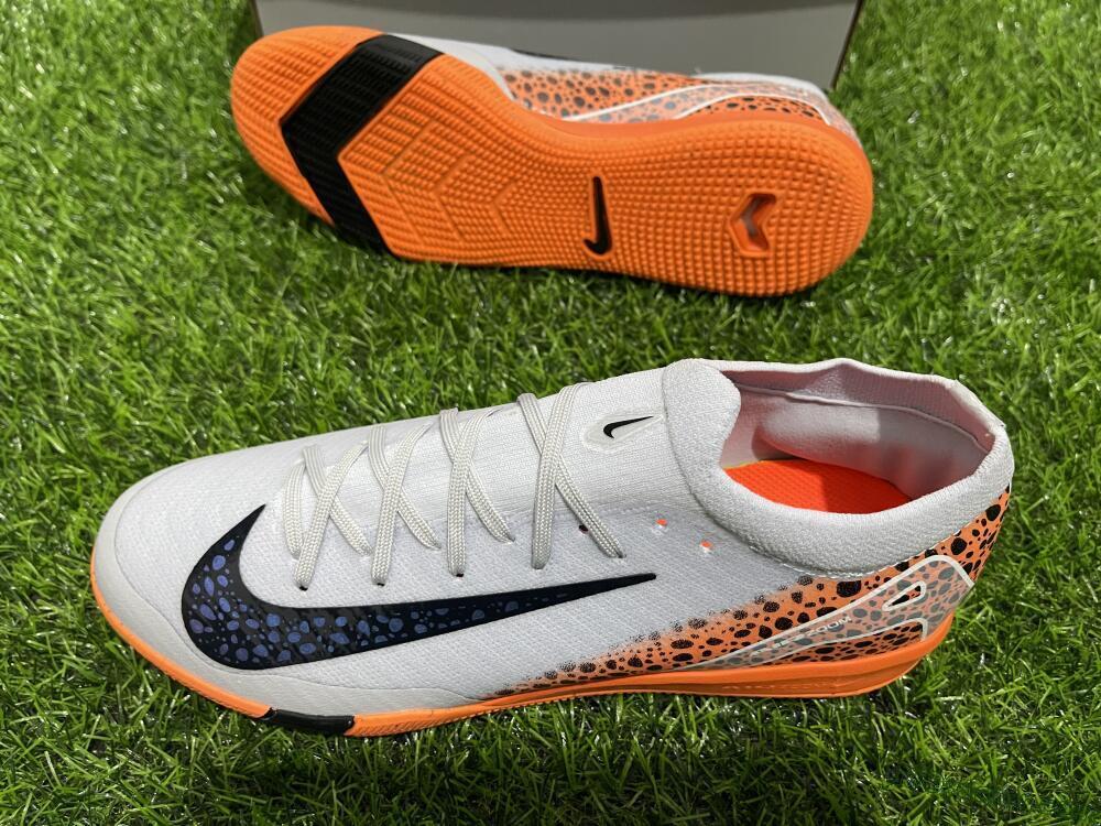 Nike Air Zoom Mercurial Vapor 16 Elite IC Indoor & Futsal Soccer Shoes - White/Black/Leopard