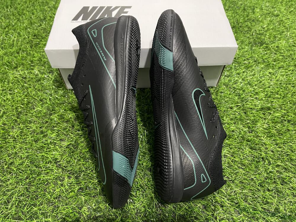 Nike Air Zoom Mercurial Vapor 16 Elite IC Indoor & Futsal Soccer Shoes - Black/Blue/White