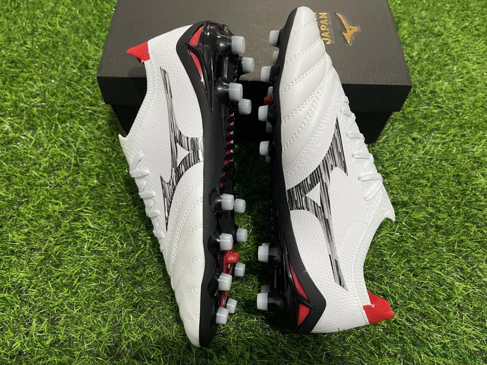 Mizuno Morelia Neo 4 FG Firm Ground Soccer Cleats - White/Black/Red