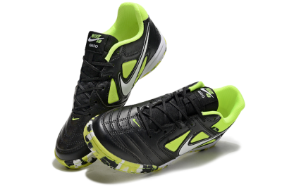 Supreme x Nike SB Gato IC Indoor & Futsal Soccer Shoes - Black/Yellow/White