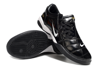 Nike Total 90 II IC Indoor & Futsal Soccer Shoes - Black/White