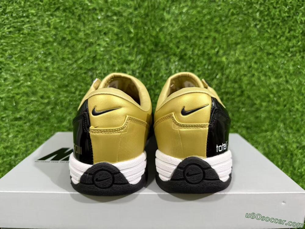 Nike Total 90 III IC Indoor & Futsal Soccer Shoes - Black/Gold
