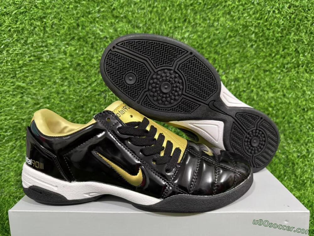 Nike Total 90 III IC Indoor & Futsal Soccer Shoes - Black/Gold