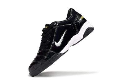 Nike Total 90 III IC Indoor & Futsal Soccer Shoes - Black/White