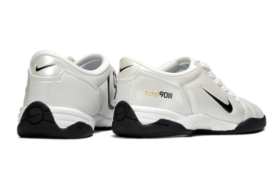 Nike Total 90 III IC Indoor & Futsal Soccer Shoes - Beige/Black/White