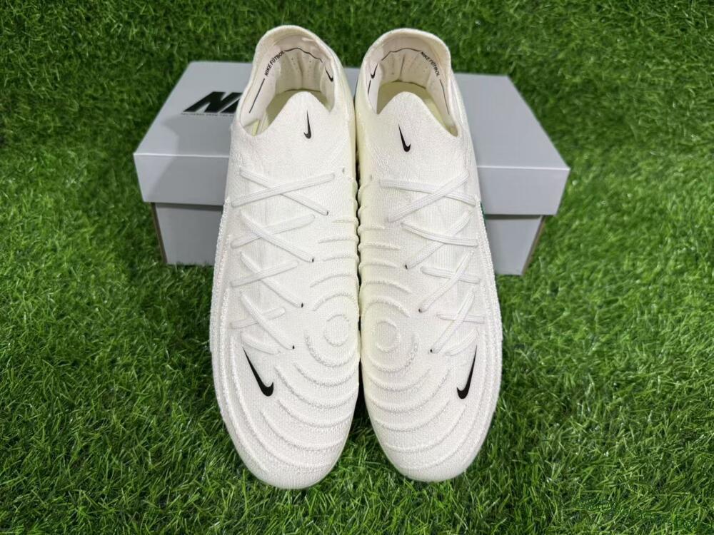 Nike Phantom GX 2 Elite AG Artificial Grass Soccer Cleats - Beige/Black/Jade