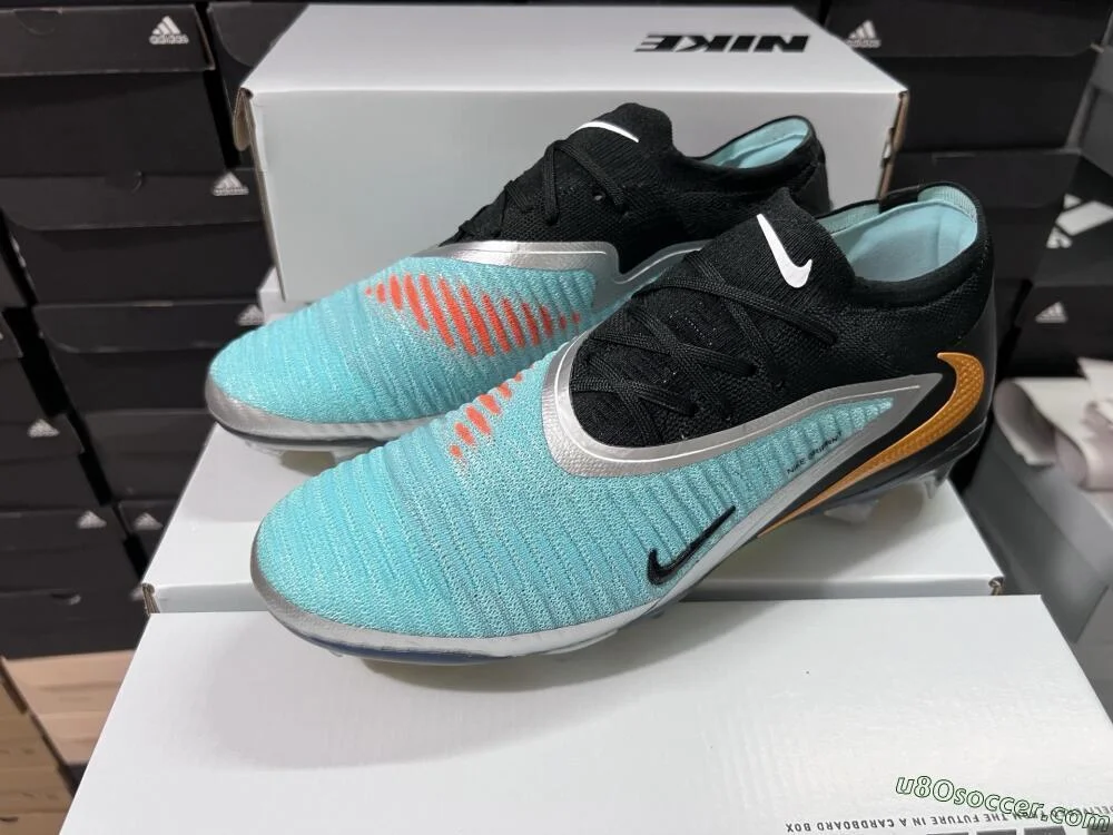 Nike Phantom 6 Low Elite FG Firm Ground Soccer Cleats