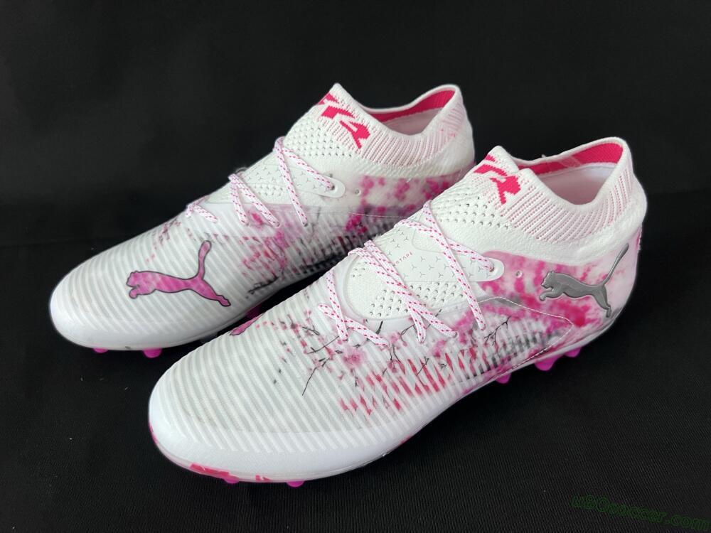 Puma Future 8 Ultimate MG Multi Ground Soccer Cleats - White/Black/Red