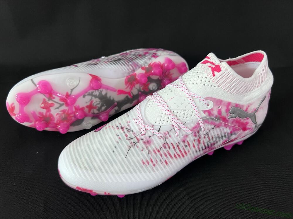 Puma Future 8 Ultimate MG Multi Ground Soccer Cleats - White/Black/Red