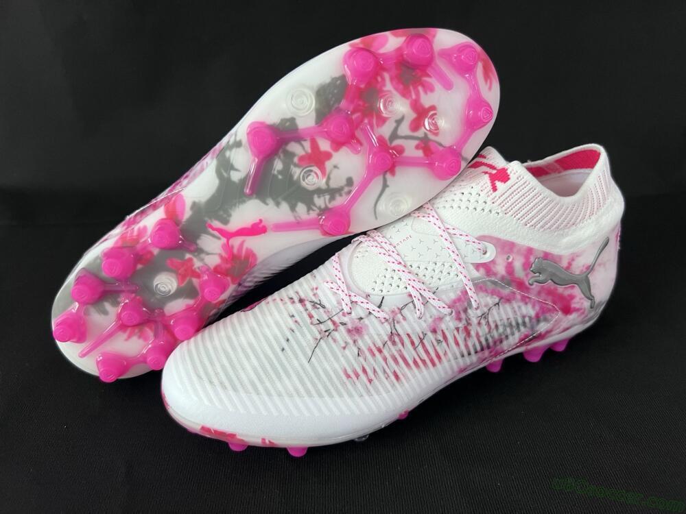 Puma Future 8 Ultimate MG Multi Ground Soccer Cleats - White/Black/Red