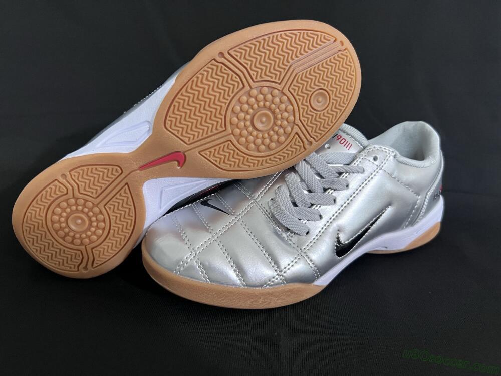 Nike Total 90 III IC Indoor & Futsal Soccer Shoes - Silver/Blue