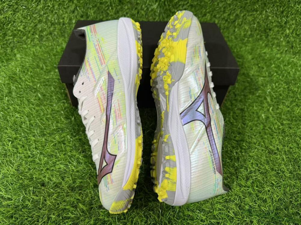 Mizuno Morelia Alpha Beta TF Artificial Turf Soccer Shoes - Yellow/Red/Blue