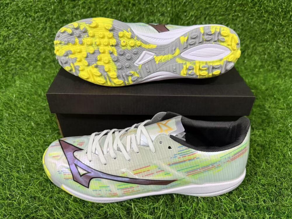 Mizuno Morelia Alpha Beta TF Artificial Turf Soccer Shoes - Yellow/Red/Blue