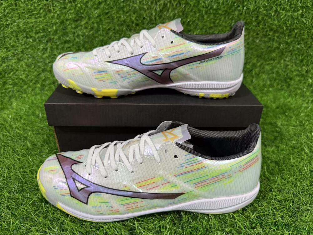 Mizuno Morelia Alpha Beta TF Artificial Turf Soccer Shoes - Yellow/Red/Blue