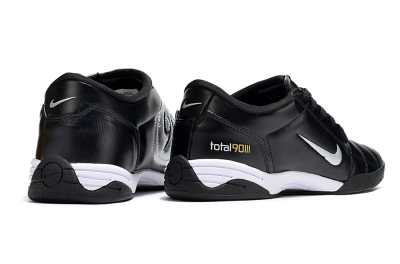 Nike Total 90 III IC Indoor & Futsal Soccer Shoes - Black/White
