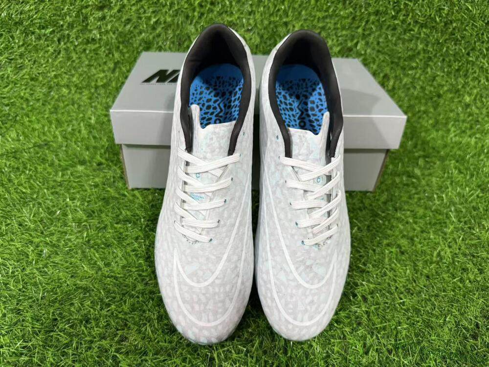 Nike Hypervenom Phantom RGN SE FG Firm Ground Soccer Cleats