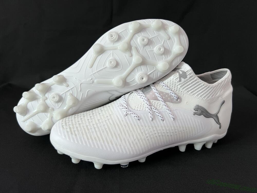 Puma Future 8 Ultimate AG Artificial Grass Soccer Cleats - Beige/Black/White