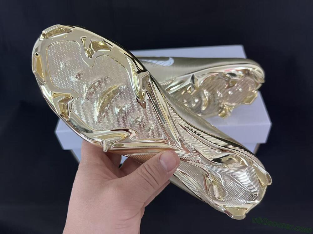 Nike Air Zoom Mercurial Vapor 1 Elite CR7 FG Firm Ground Soccer Cleats - Gold/Metallic Gold/White