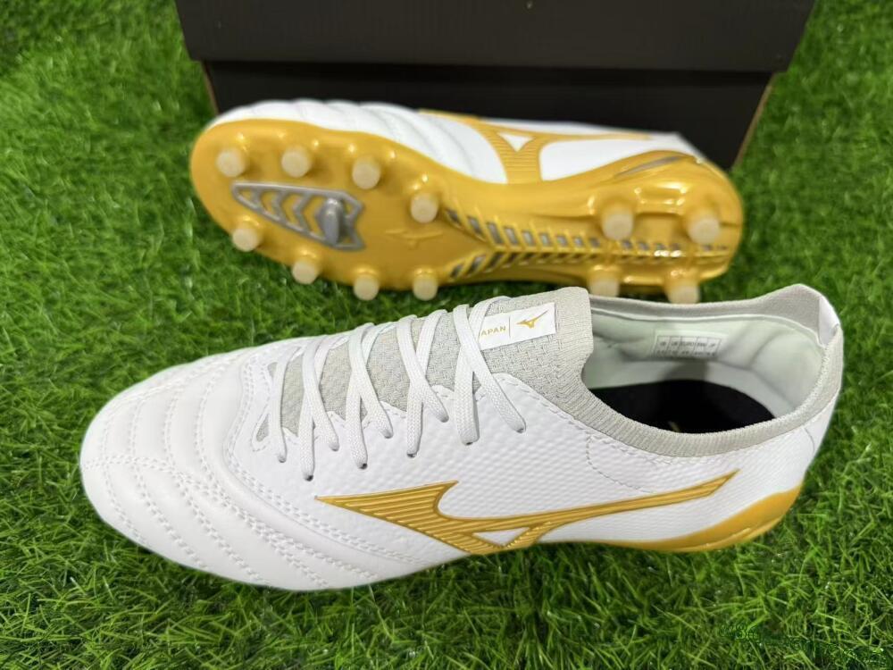 Mizuno Morelia Neo 3 FG Firm Ground Soccer Cleats - White/Gold/Gray