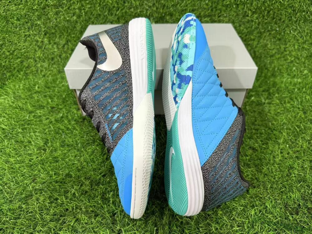 Nike Lunar Gato 2 IC Indoor & Futsal Soccer Shoes - Blue/Aqua Blue/Black Metallic