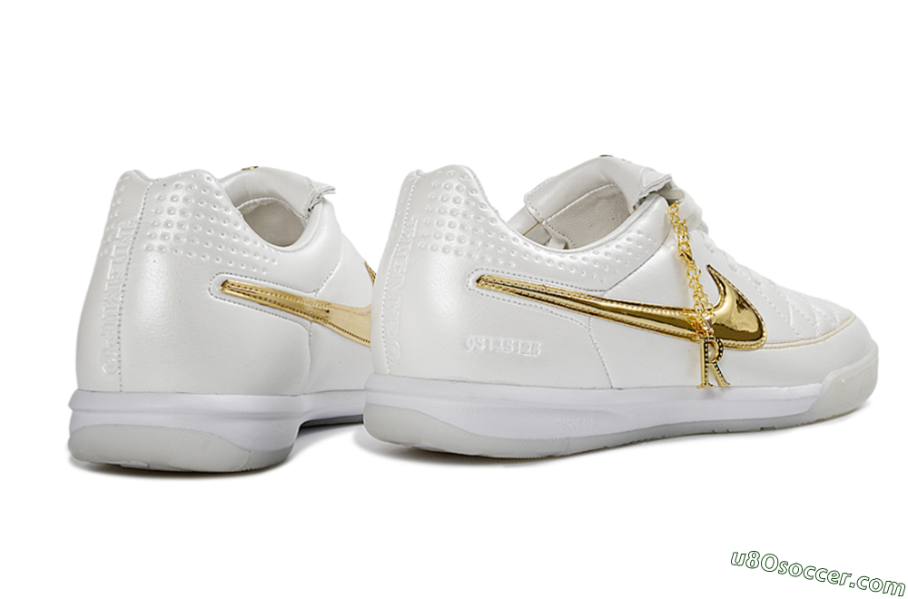 Nike Tiempo Legend SE IC Indoor & Futsal Soccer Shoes - White/Metallic Gold/Classic White 6