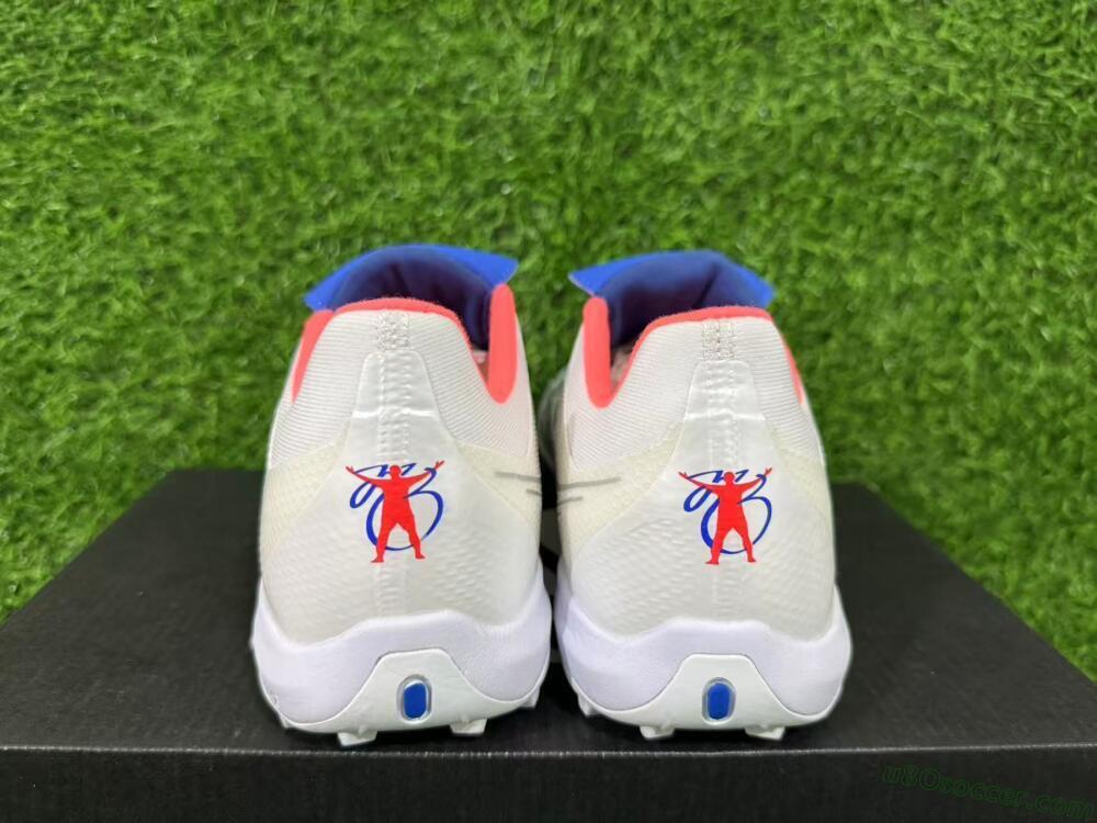 Adidas Predator 26 Elite Fold-Over Tongue TF Artificial Turf Soccer Shoes - White/Electric Blue/Fiery Red