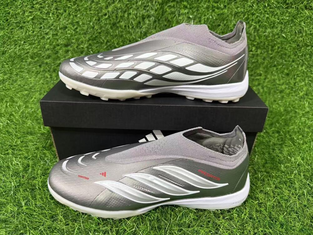 Adidas Predator 26 Elite Laceless TF Artificial Turf Soccer Shoes - Grey/Metallic Silver/Crimson Red