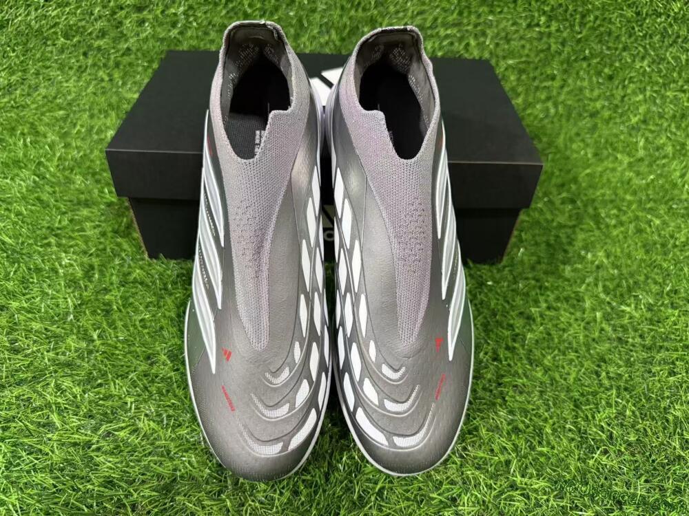 Adidas Predator 26 Elite Laceless TF Artificial Turf Soccer Shoes - Grey/Metallic Silver/Crimson Red
