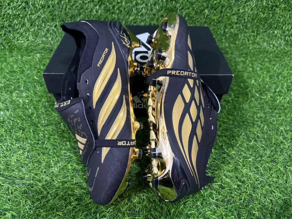 Adidas Predator 26 Elite Fold-Over Tongue FG Firm Ground Soccer Cleats - Black/Gold Metallic/Black Panther