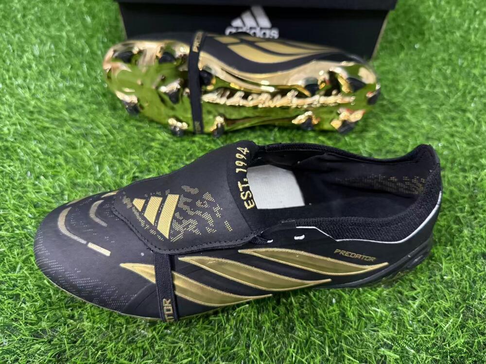 Adidas Predator 26 Elite Fold-Over Tongue FG Firm Ground Soccer Cleats - Black/Gold Metallic/Black Panther