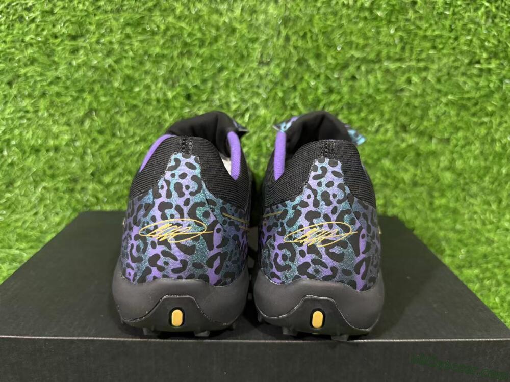 Adidas Predator 26 Elite Fold-Over Tongue TF Artificial Turf Soccer Shoes - Black/Blue Leopard/Gold Accents