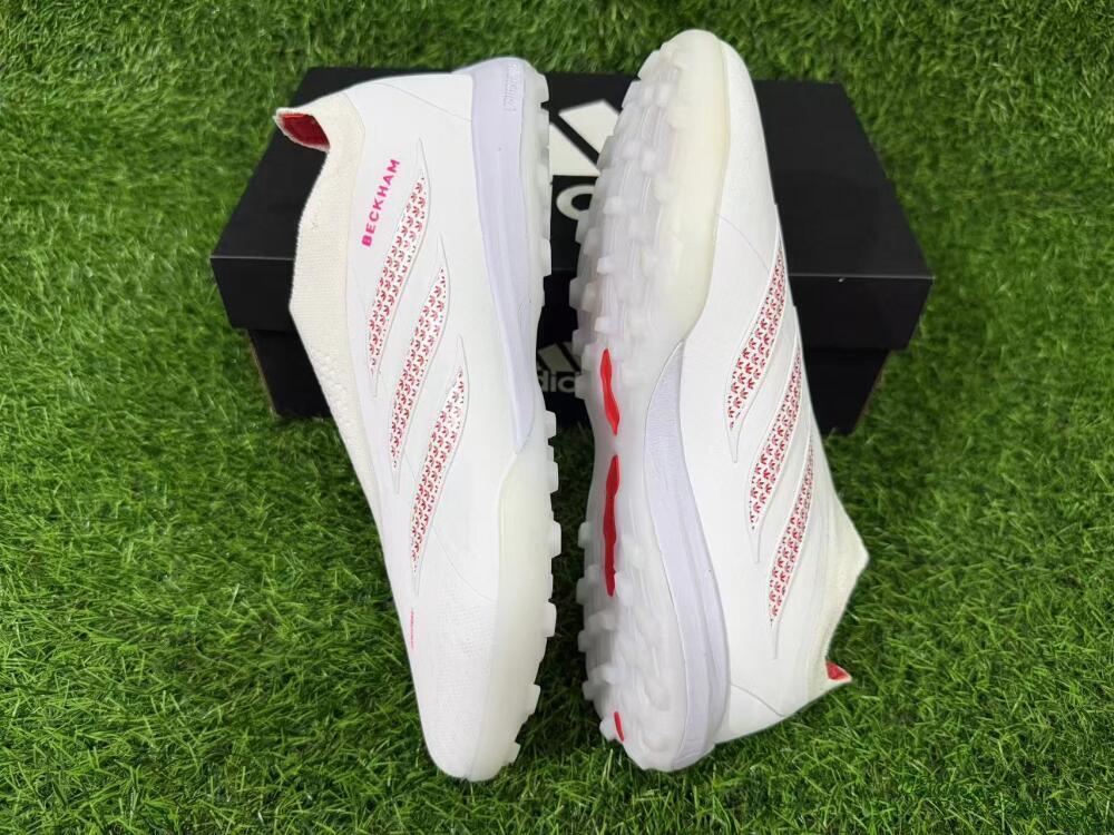 Adidas Predator 26 Elite Laceless TF Artificial Turf Soccer Shoes - White/Cloud White/Solar Red