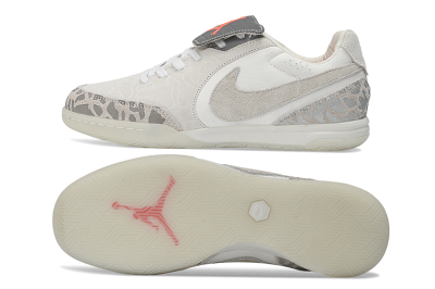 Nike Tiempo Street Gato SE IC Indoor & Futsal Soccer Shoes - White/Summit White/Photon Dust