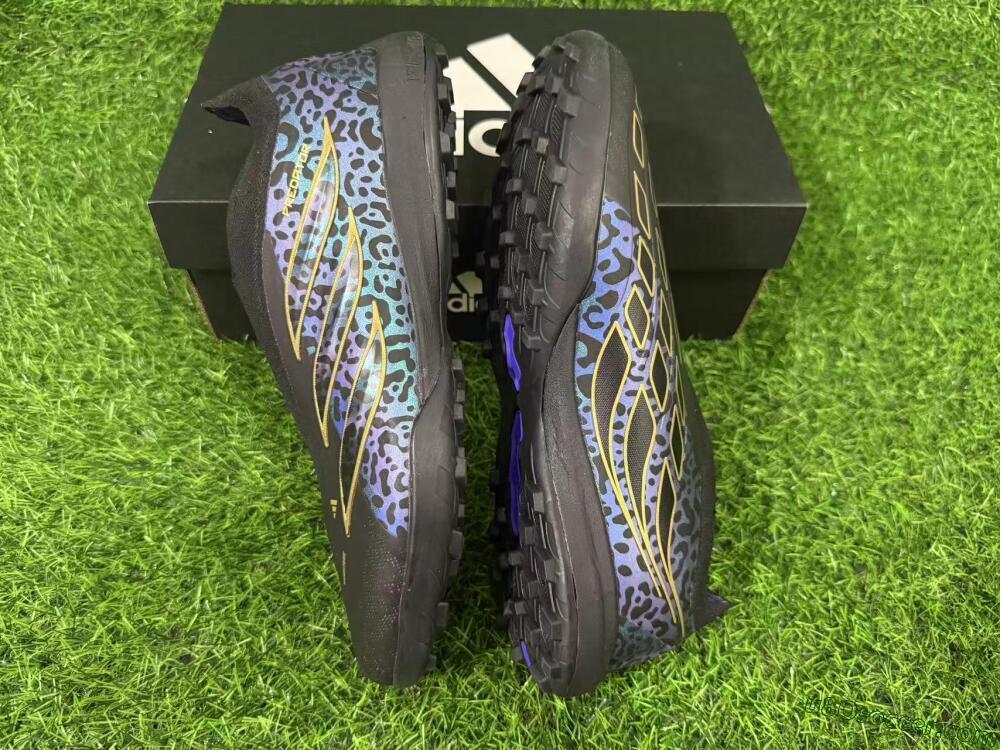 Adidas Predator 26 Elite Laceless TF Artificial Turf Soccer Shoes - Black/Metallic Gold/Iridescent Leopard