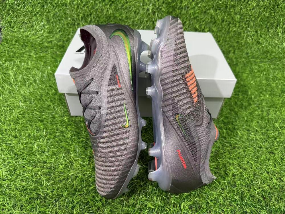 Nike Phantom 6 Elite Low FG Firm Ground Soccer Cleats - Black/Anthracite/Iridescent