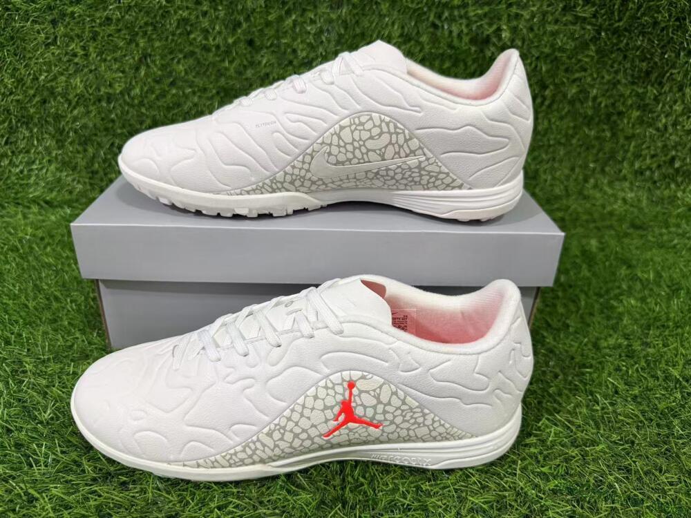 Nike Tiempo Legend 11 Elite TF Artificial Turf Soccer Shoes - White/Summit White/Bright Crimson