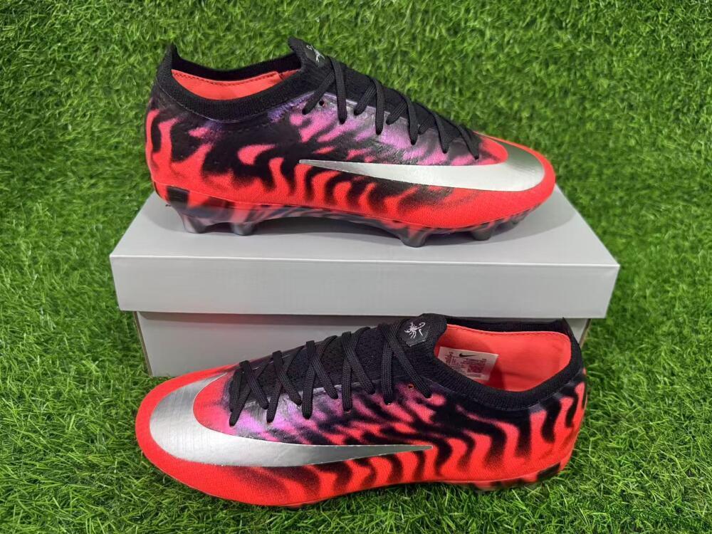 Nike Air Zoom Mercurial Vapor 17 Elite FG Firm Ground Soccer Cleats - Red/Bright Crimson/Metallic Silver