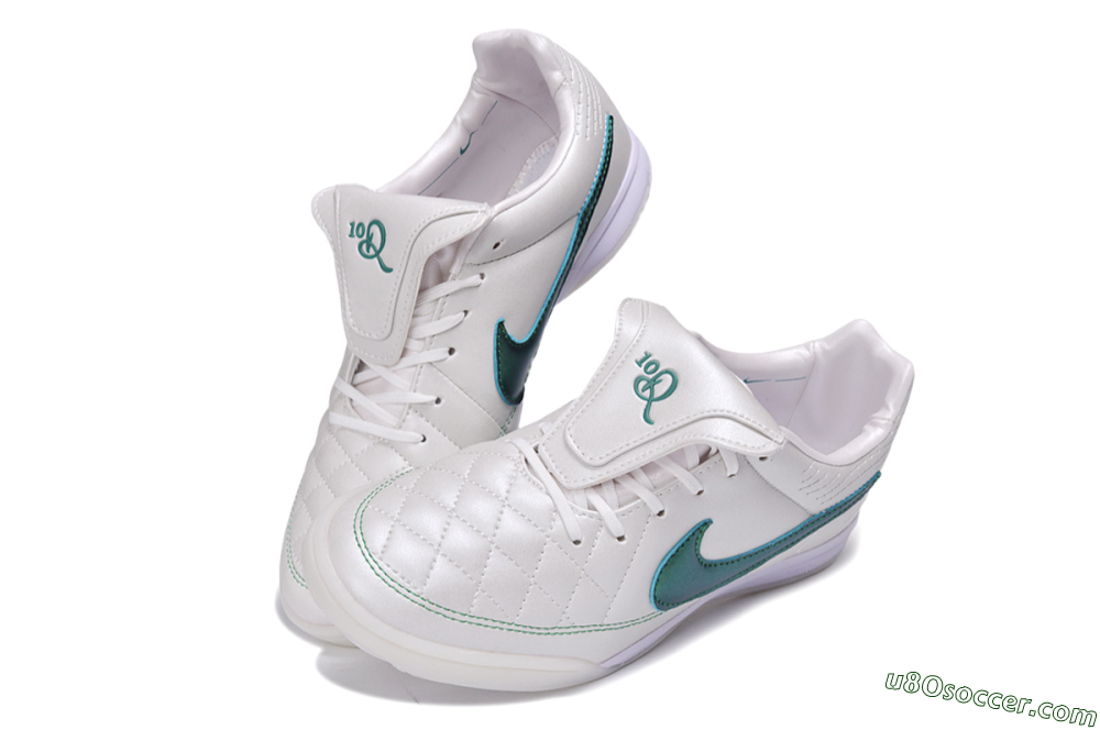 Nike Tiempo Legend SE IC Indoor & Futsal Soccer Shoes - White/Pearl White/Metallic Emerald 3