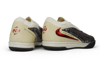 Nike Phantom 6 Elite Low IC Indoor & Futsal Soccer Shoes - Beige/Cream/Metallic Red