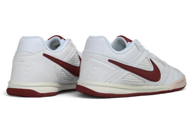 Supreme x Nike SB Gato IC Indoor & Futsal Soccer Shoes - White/White/Team Red